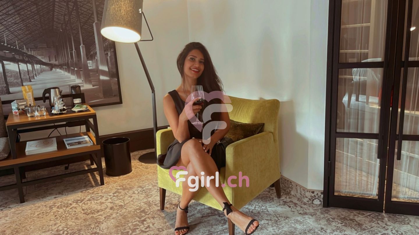 Helen - Escort a Zürich disponibile sodomia profonda!