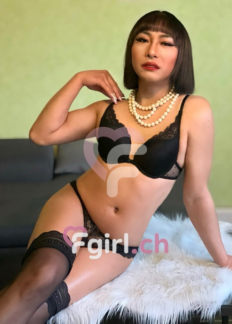 Ts Lalisa Thai - Transsexuel et travesti à Lausanne qui suce comme une reine