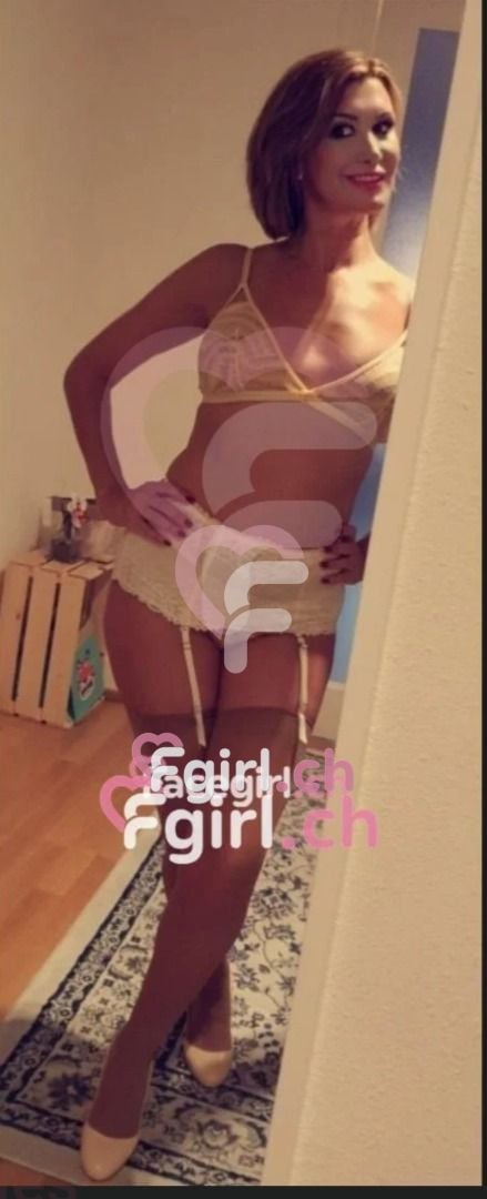 Raquel Escolta masajes eróticos y sexo en Genève FaceGirl ch 