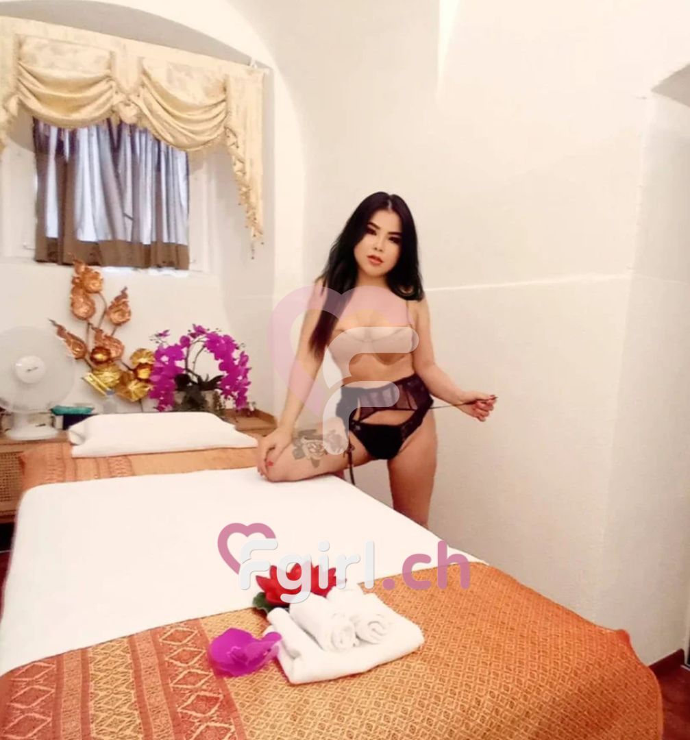 Veya - Tantra massage in Zürich - 30 years, soft and sensual